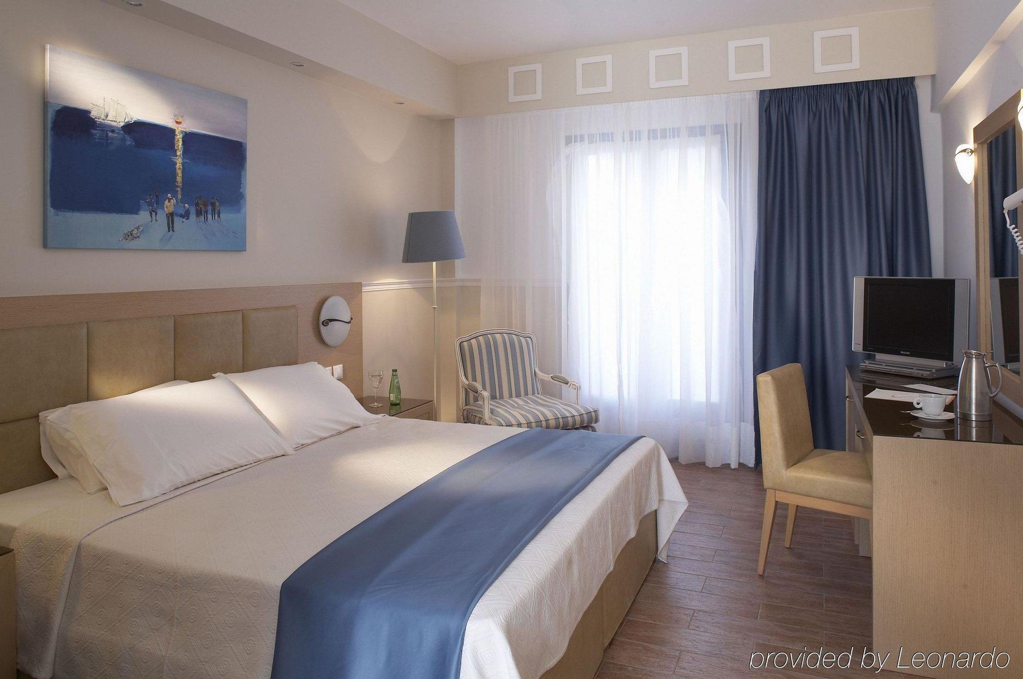 Lagos Mare Hotel Agios Prokopios  Bilik gambar